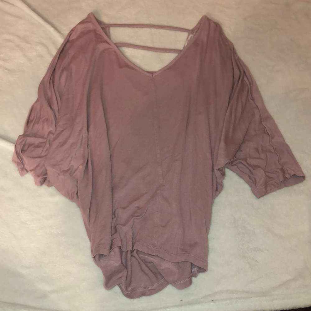 XS Lilac cold shoulder shirt with back design